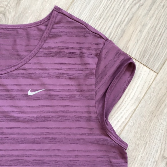 Nike Dri-Fit Sheer Purple T-Shirt Top Sz L - Picture 3 of 4